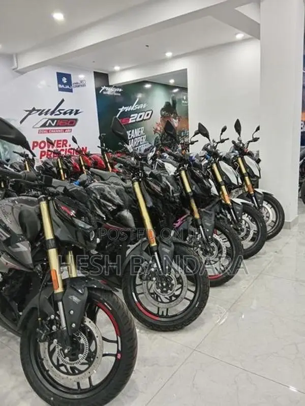 Bajaj Pulsar N160 Premium 2026