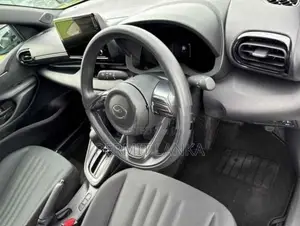 Toyota Yaris G LED Package 2025