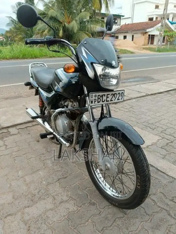 Bajaj CT100 2021