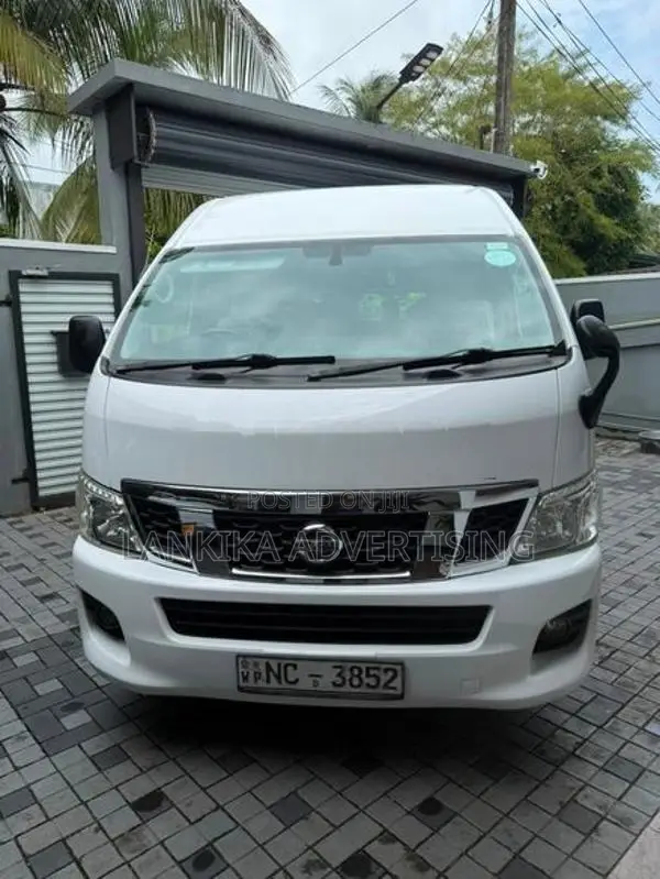 Nissan Caravan E26 HIGH ROOF 2015