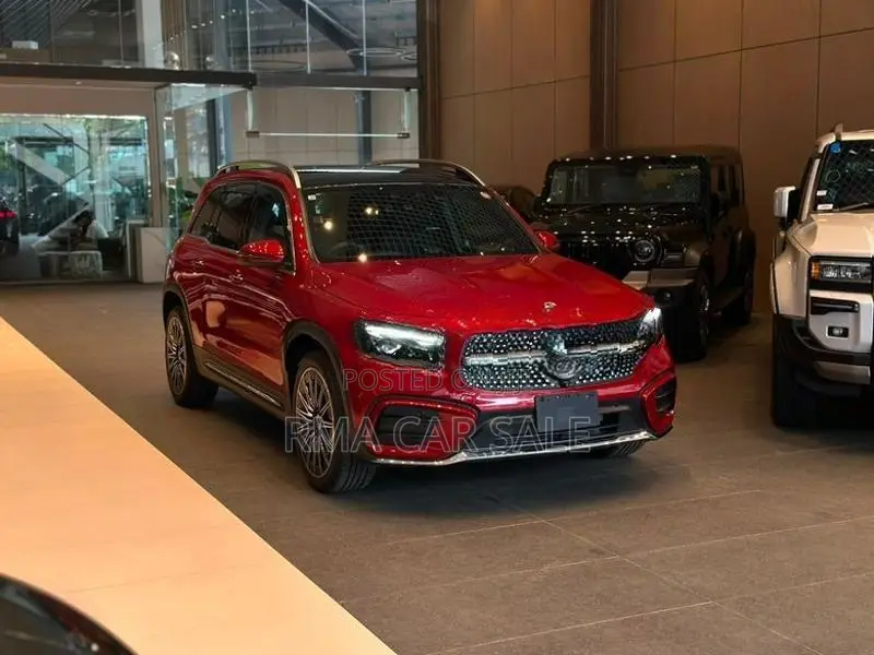Mercedes Benz GLB AMG Premium Plus 2024
