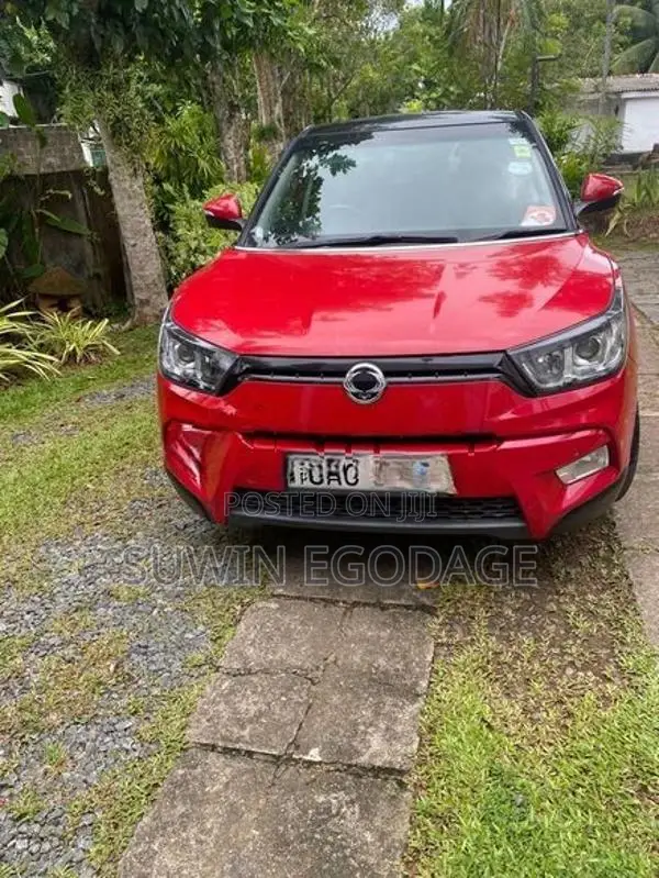 Ssang Yong Tivoli 2015
