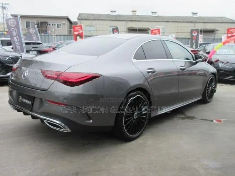 Mercedes Benz CLA 180 Urban Stars AMG Line 2025
