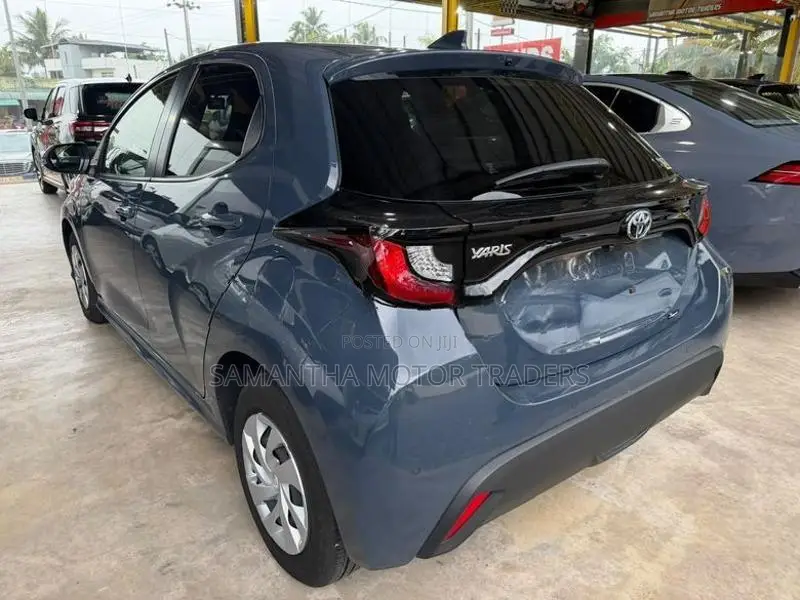 Toyota Yaris X Grade 2024