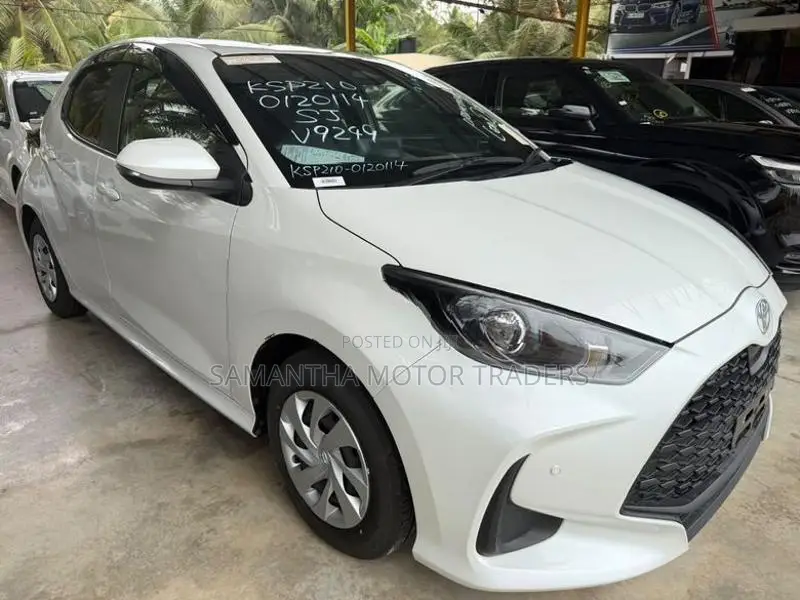 Toyota Yaris X Grade 2024