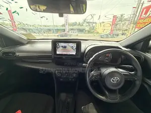 Toyota Yaris X Grade 2024