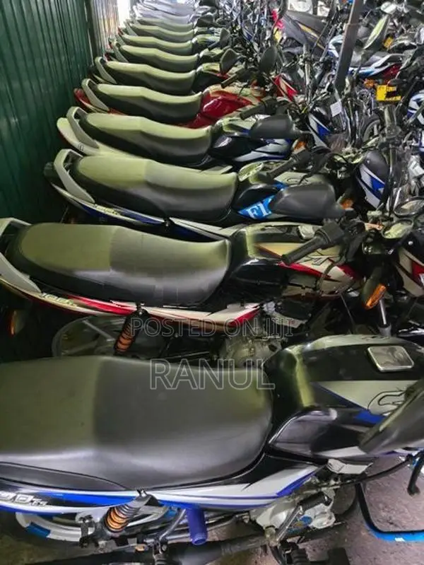 Bajaj CT100 2024