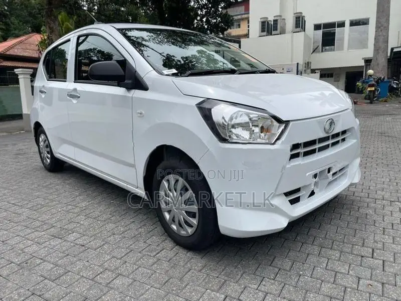 Daihatsu Mira LSA 2025