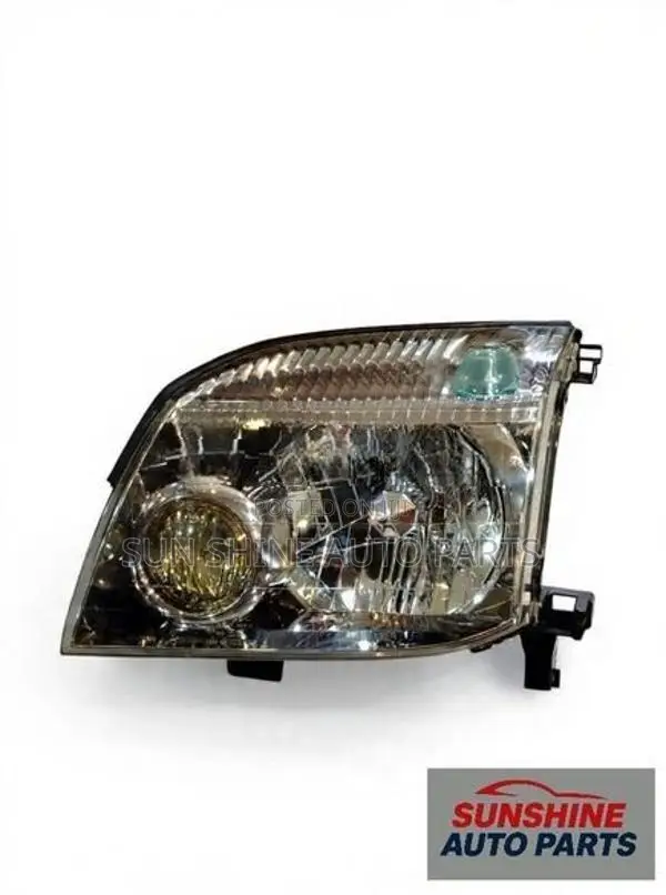 Nissan X-Trail NT 30 Auto Focus Head Light