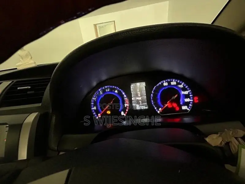 Toyota Premio 2013