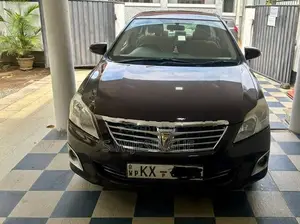 Toyota Premio 2013