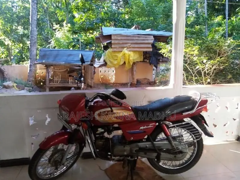 Hero Splendor Plus 1996