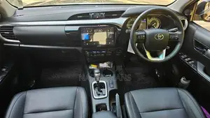 Toyota Hilux V Grade 2.8 L 2025