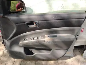 Toyota Prius 20 Door Board Set