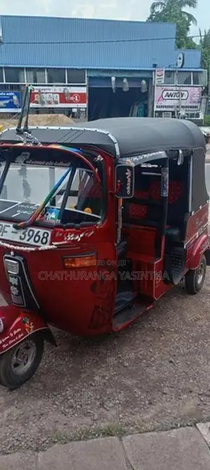 Bajaj RE 2006