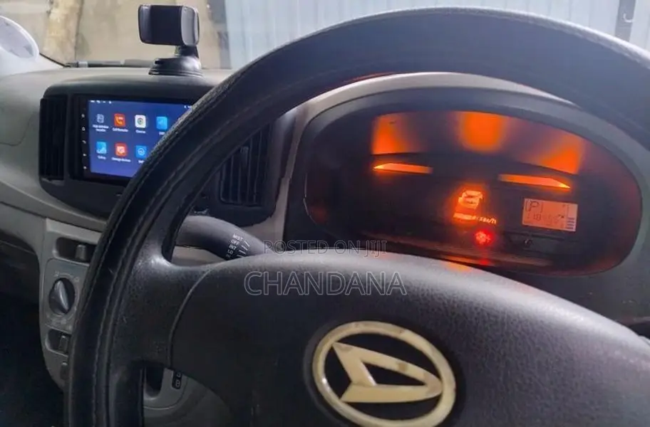 Daihatsu Mira 2015