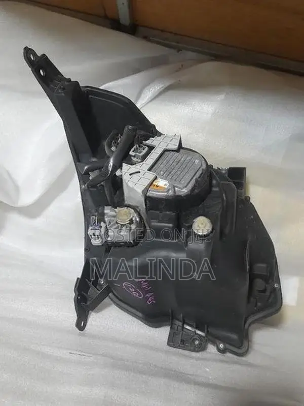 Suzuki Wagon R 44S (FX) Head Lights (LH) - Reconditioned