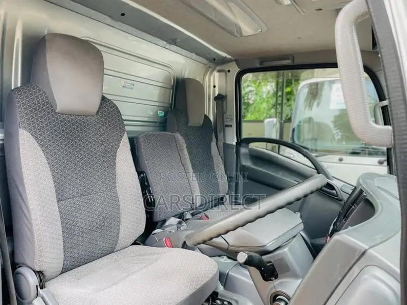 Isuzu Elf Freezer Truck 2018