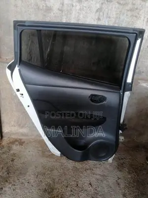 Nissan Leaf (AZE0) LH Rear Door - Reconditioned