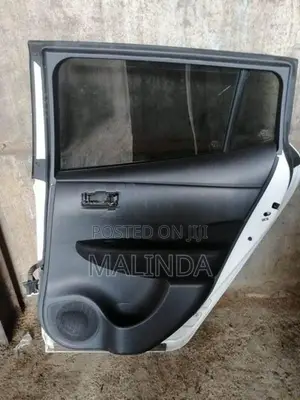 Nissan Leaf (AZE0) RH Rear Door - Reconditioned