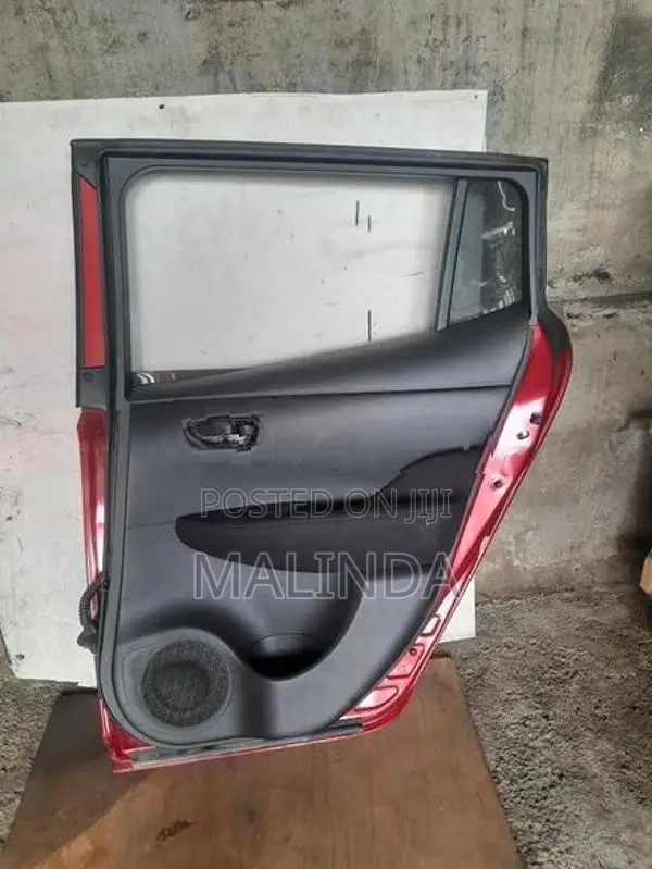 Nissan Leaf (AZE0) RH Rear Door - Reconditioned