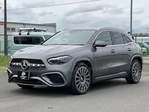 Mercedes Benz GLA 180 AMG Line Package 2025
