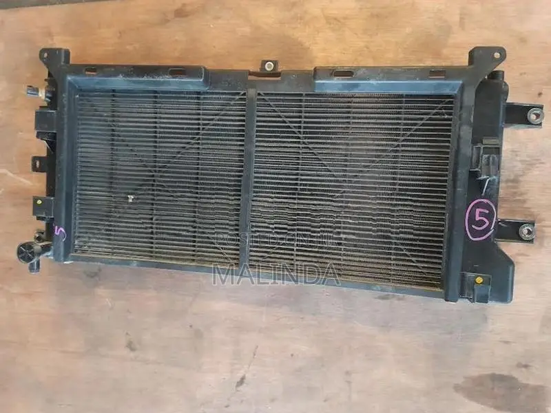 Nissan Leaf (AZE0) Complete Radiator - Reconditioned