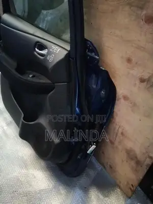 Nissan Leaf (ZE1) LH Front Door - Reconditioned