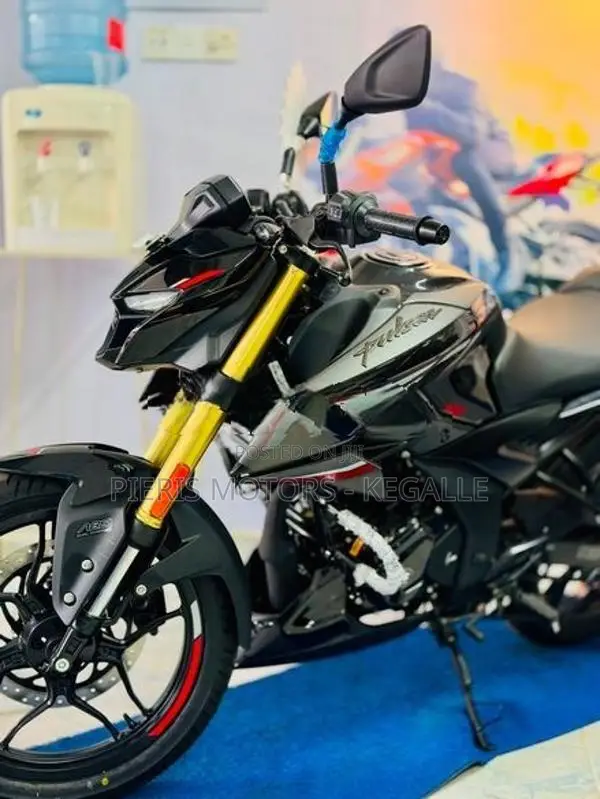 Bajaj Pulsar N160 Premium 2026