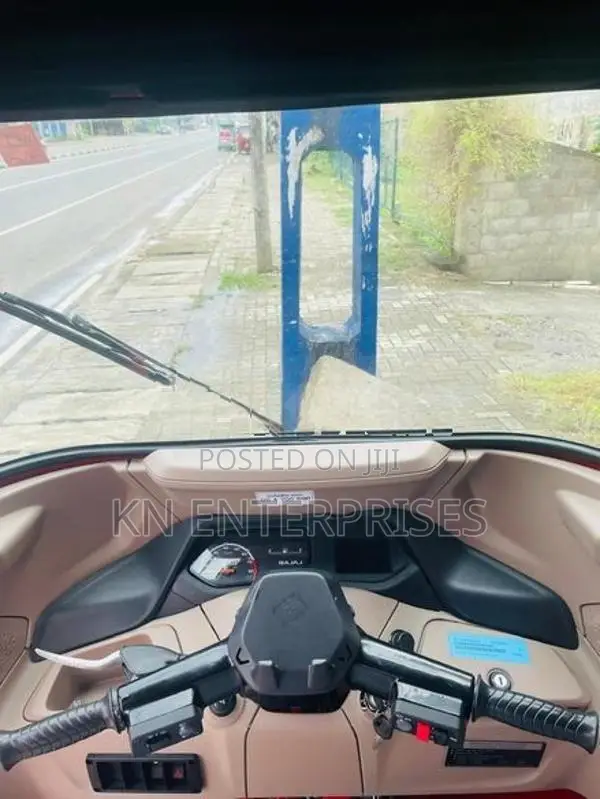 Bajaj RE Brandnew 2026
