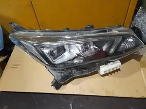 Nissan Leaf (ZE1) LH/RH Head Lights - Reconditioned