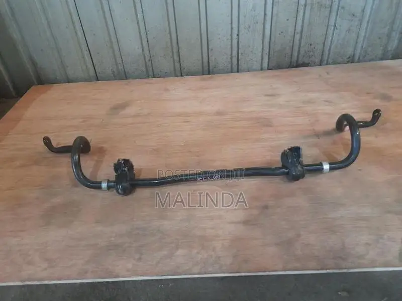 Nissan Leaf (ZE1) Balance Bar - Reconditioned