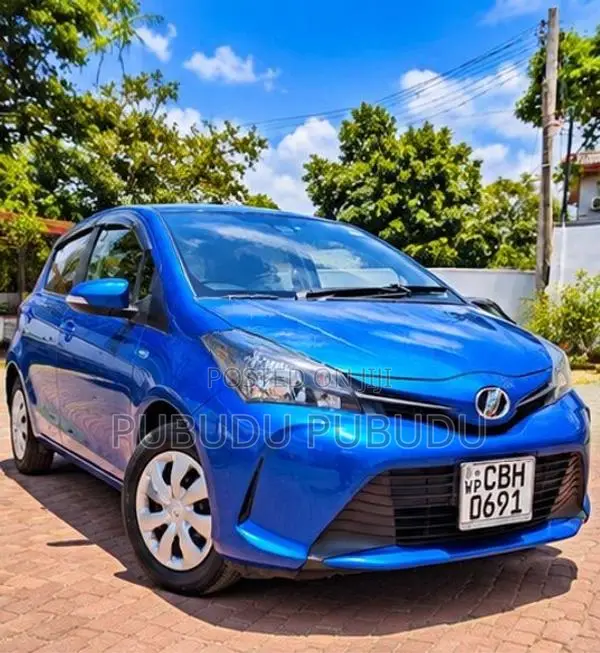 Toyota Vitz 2016