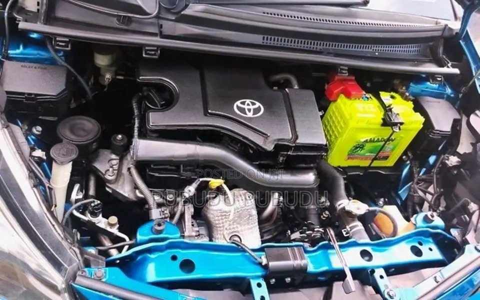 Toyota Vitz 2016