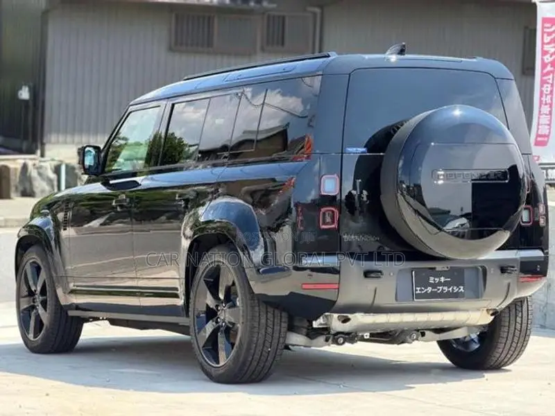 Land Rover Defender 110X-Dynamic SE P300 2026