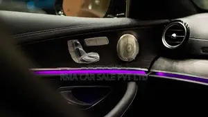 Mercedes Benz E200 Premium Plus 2023