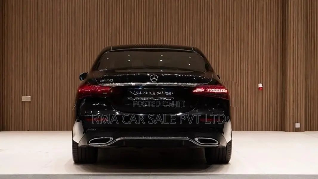 Mercedes Benz E200 Premium Plus 2023
