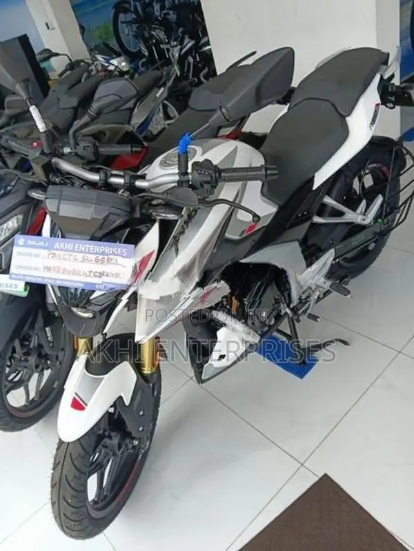 Bajaj Pulsar N160 Premium 2026