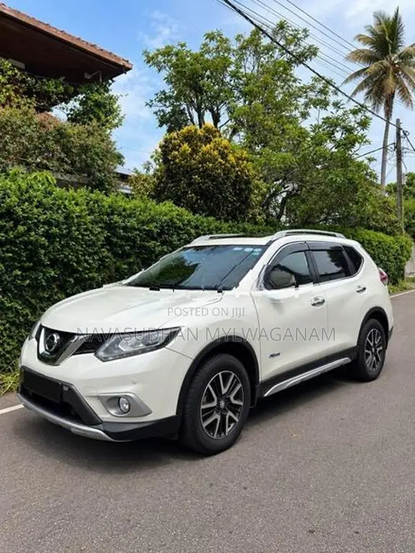 Nissan X-Trail 2015