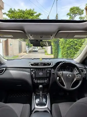Nissan X-Trail 2015