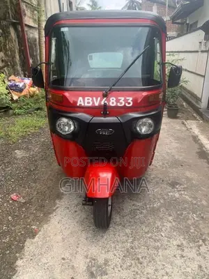 Bajaj RE Three Wheeler 2025