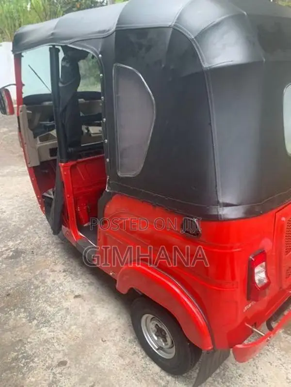 Bajaj RE Three Wheeler 2025