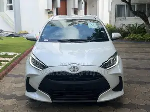 Toyota Yaris G LED 2023