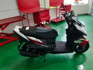 Yamaha RayZR 2018