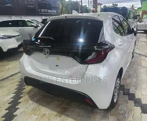 Toyota Yaris X Grade 2025
