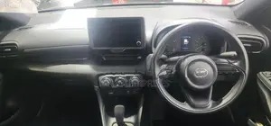 Toyota Yaris X Grade 2025