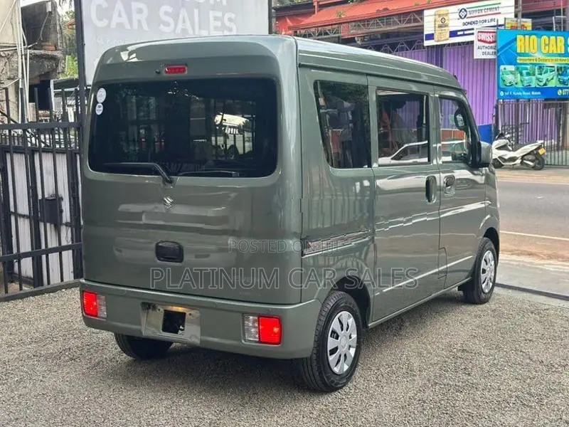 Suzuki Every SEMI JOIN 2025