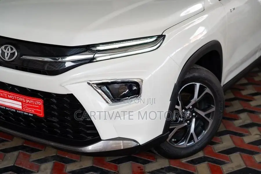 Toyota UrbanCruiser Hyryder V 2026
