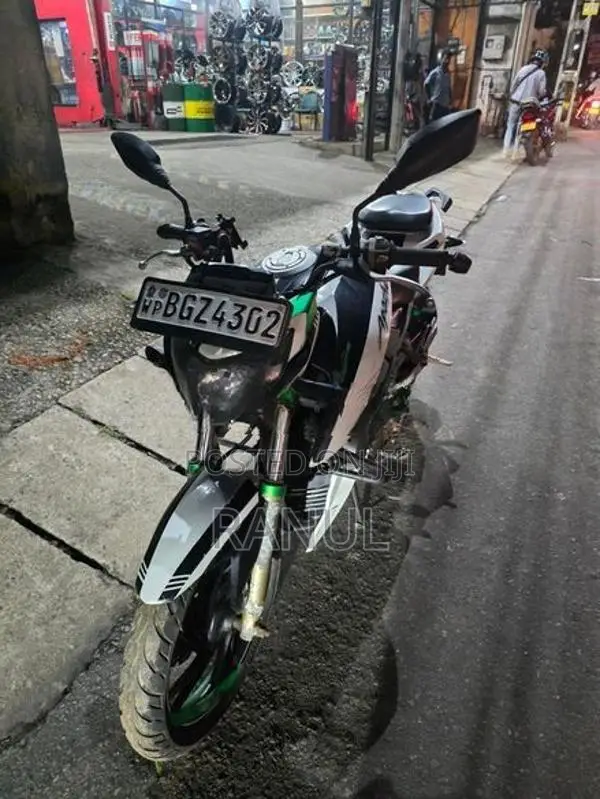 TVS Apache RTR 200 2018