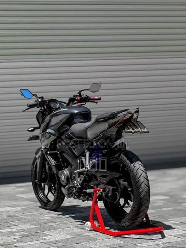 Bajaj Pulsar NS200 2018